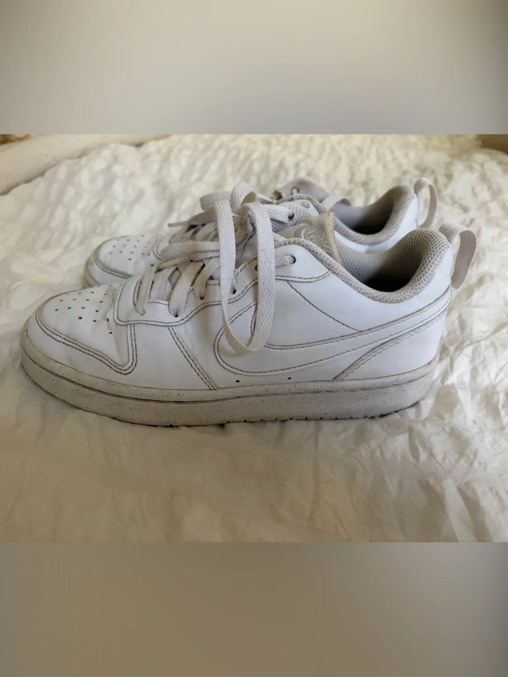 Nike White Low-Top Leather Sneakers Court Visions Youth
